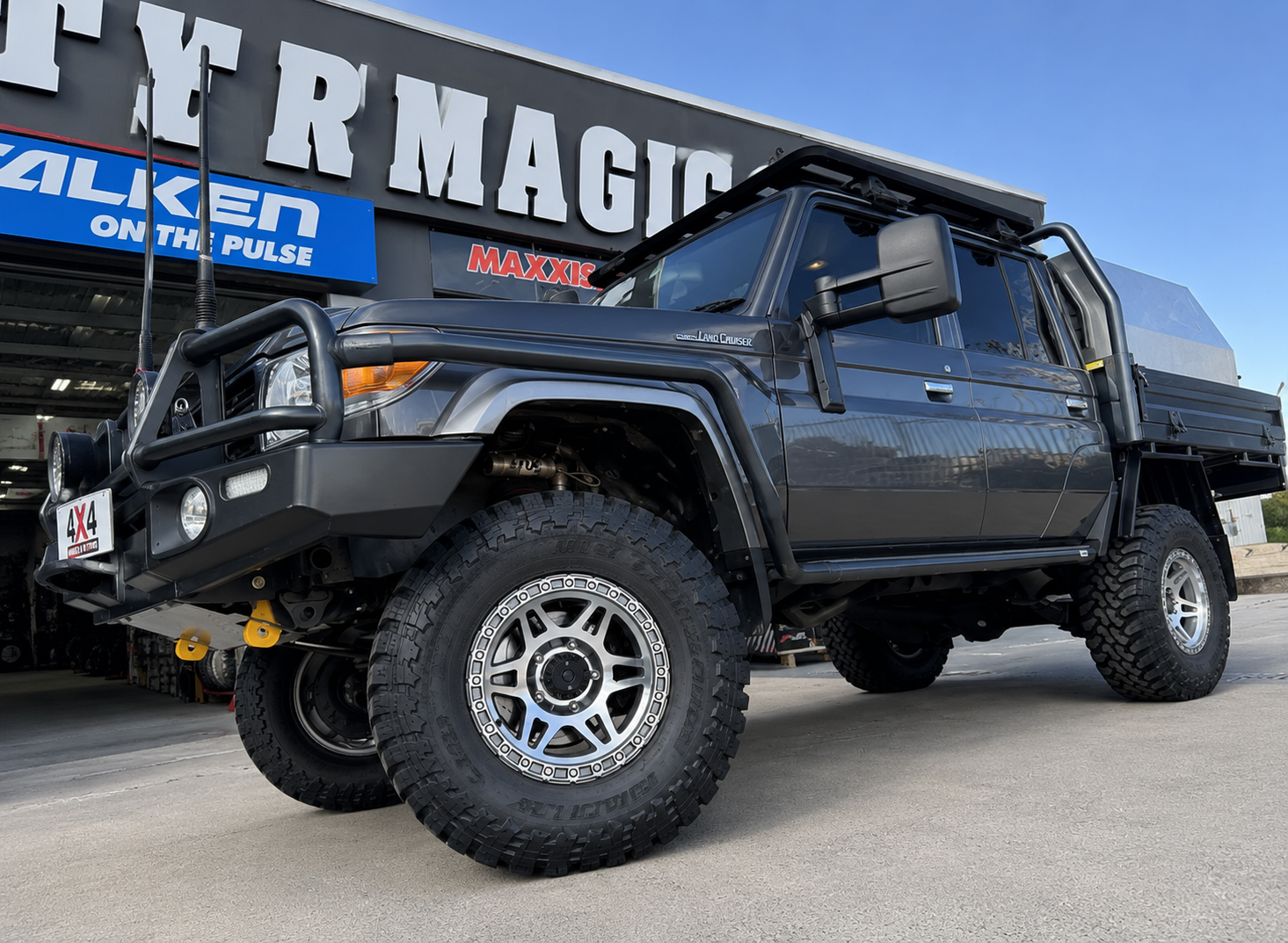 Toyota Landcruiser 79 Series - Method 312 -12 Machined - Toyo open country MT