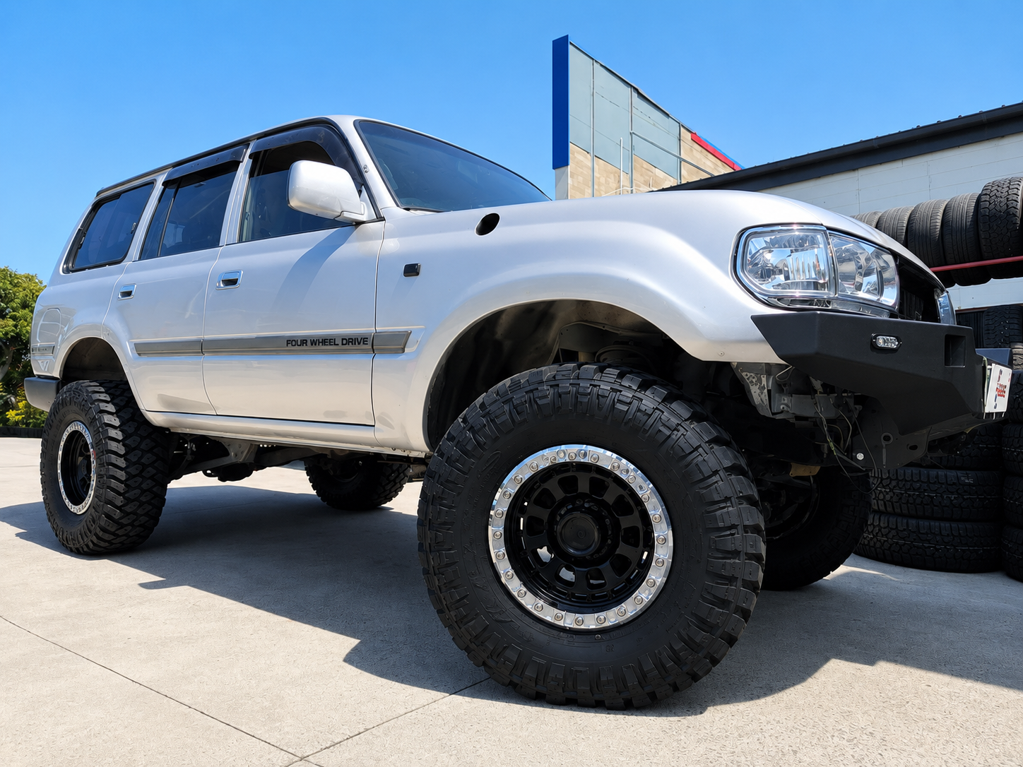 Toyota Landcruiser - King comp D - Maxxis Razr MT772
