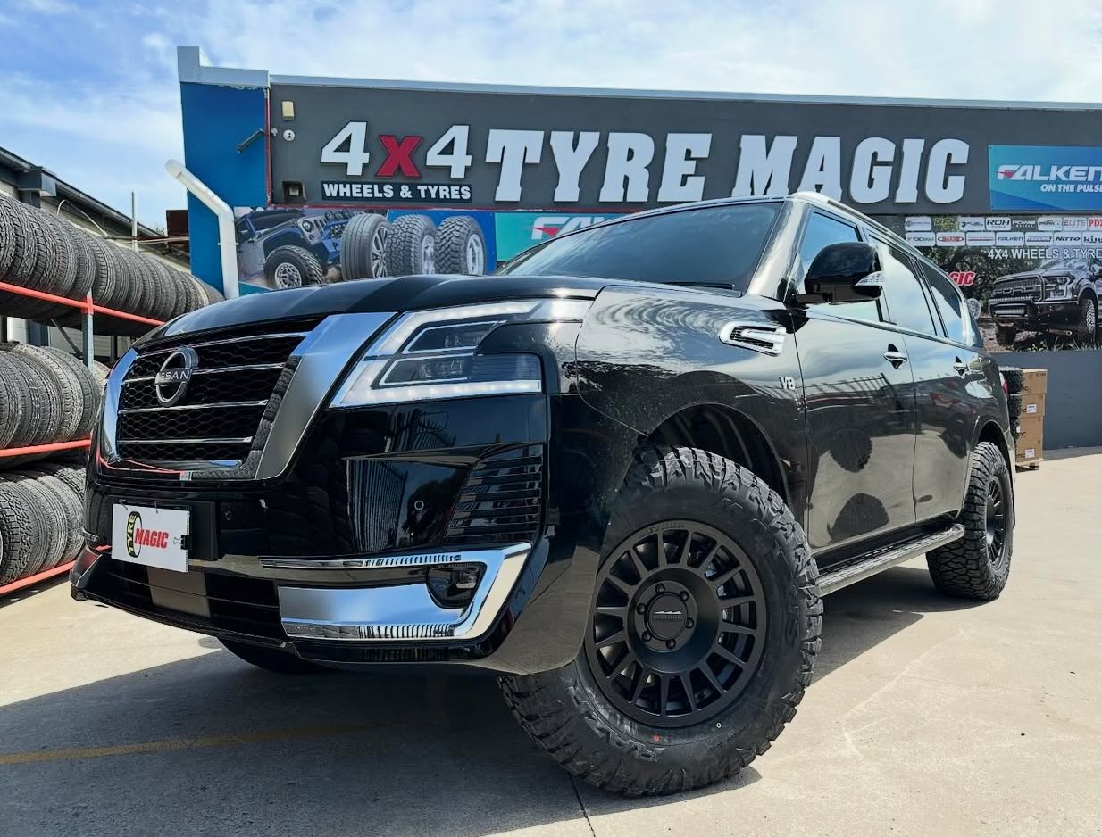 Nissan Patrol Y62 - Method 707 - Maxxis Razr AT811