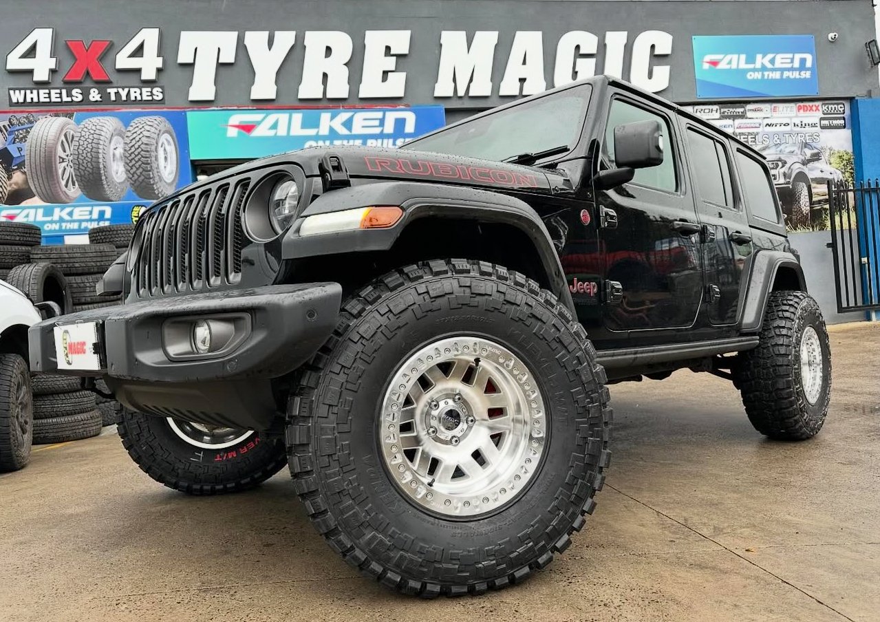 Jeep Wrangler - KMC KM229 - Kenda Klever